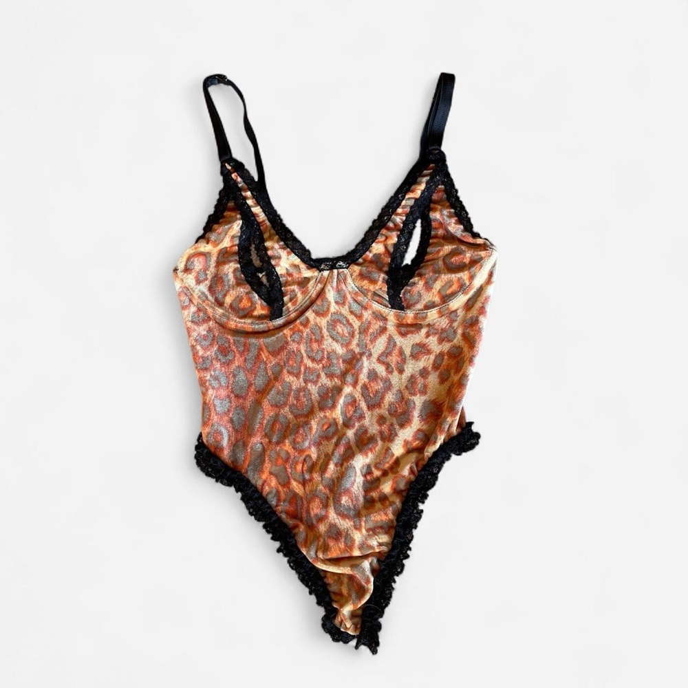 Trashy Lingerie Leopard Print velvet Lace Trim Bodysuit - Picture 2 of 5